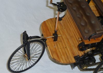 Close-up of the steering and bench.