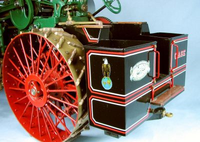 Rear view of the traction engine.