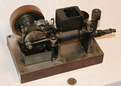 A hit-n-miss gas engine built by Clarry.