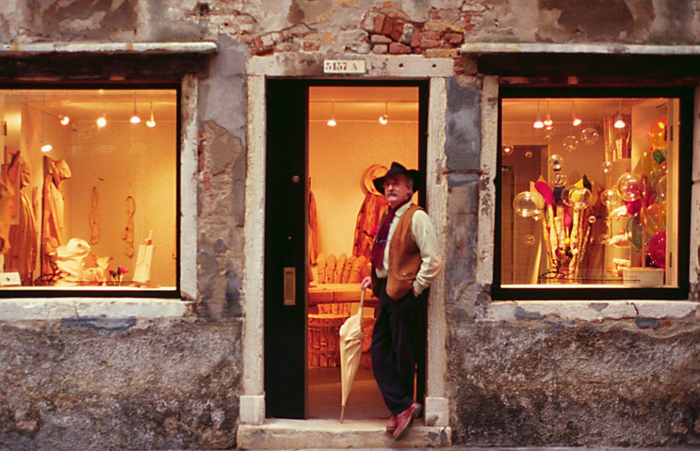 Livio De Marchi Works and Shows The Miniature Engineering