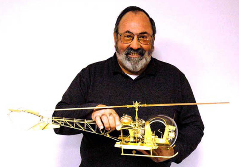 Ken Foran with his scale Bell helicopter.