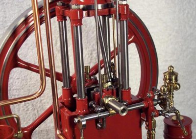 A close-up of the four-poster engine.