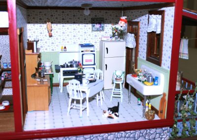 The 1930's-1940's dollhouse kitchen.