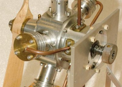 A rear look at the 5-cylinder radial steam engine.