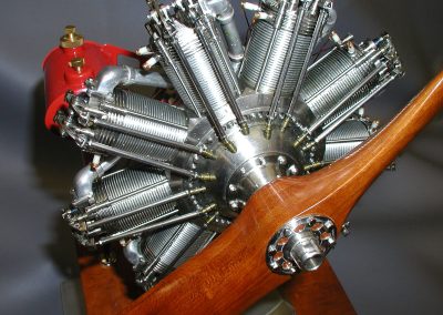 Lou's scale model Bentley rotary engine.