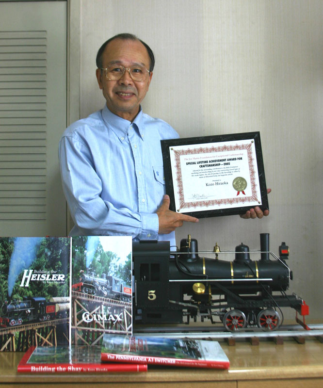 Mr. Hiraoka with his Lifetime Achievement Award. 