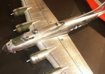 Guillermo’s model B-17.