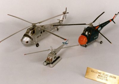 Guillermo also built these 1/40 scale helicopters for museum display.