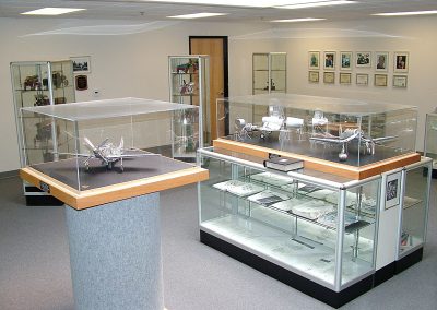 Young Park's model aircraft display at the craftsmanship museum.