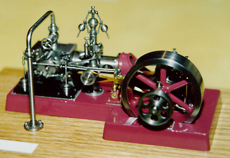 Bill's contest-winning miniature Corliss engine. 