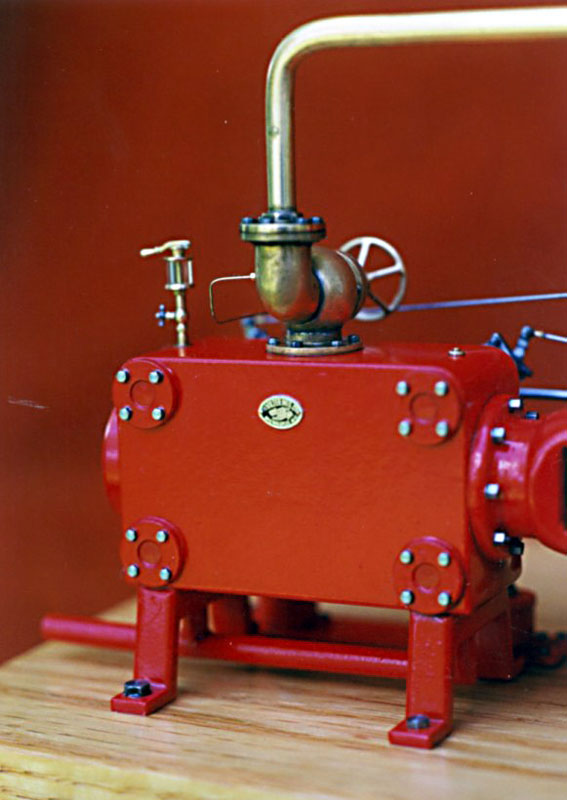 The backside of the miniature Corliss engine.