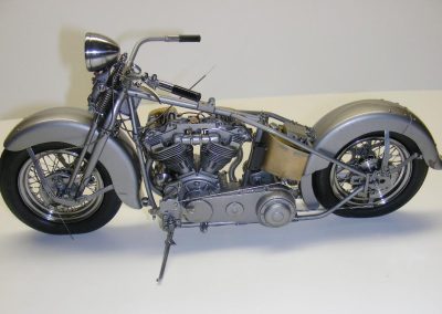 Further progress on the 1/8 scale Knucklehead.