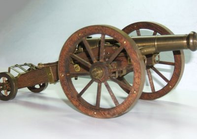 Guillermo modeled this miniature after a Spanish cannon from the 16th Century.