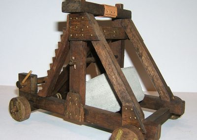 A side view of the miniature Roman catapult.