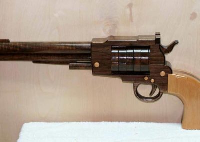 Sunia finished this impressive model pistol in June, 2012.