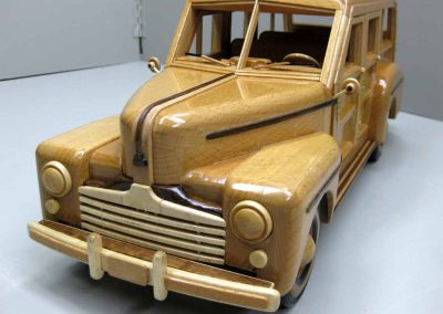 The front end of Sunia's model Woody.