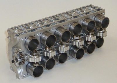 The spare cylinder head for Clen's Sabre engine.