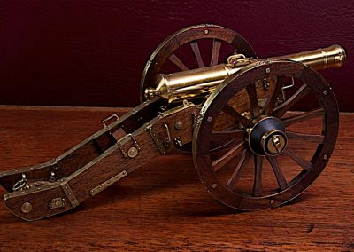 A miniature field cannon made by Antonio.