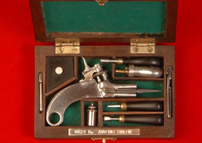 Antonio also built a set of miniature Rigby pistols from Ireland