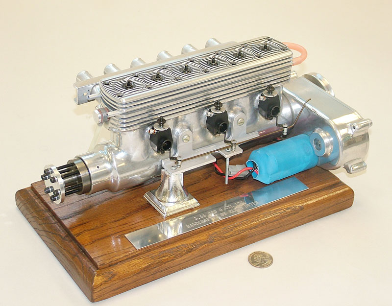 Eldon I 2636 6-Cylinder Model Boat Engine