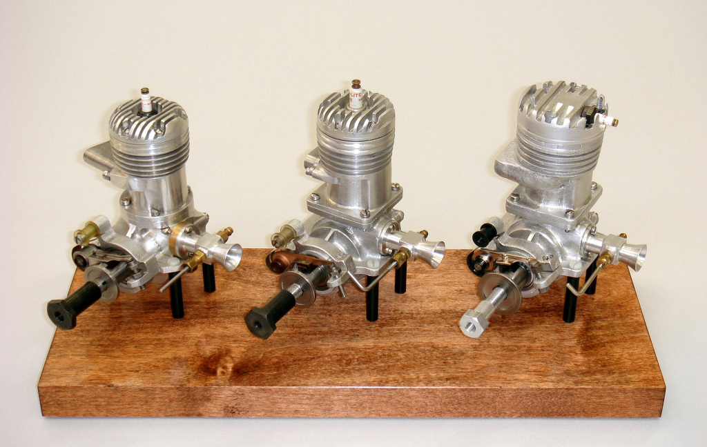 Brodbeck Side Port .60 Tether Car Engines - The Miniature Engineering ...