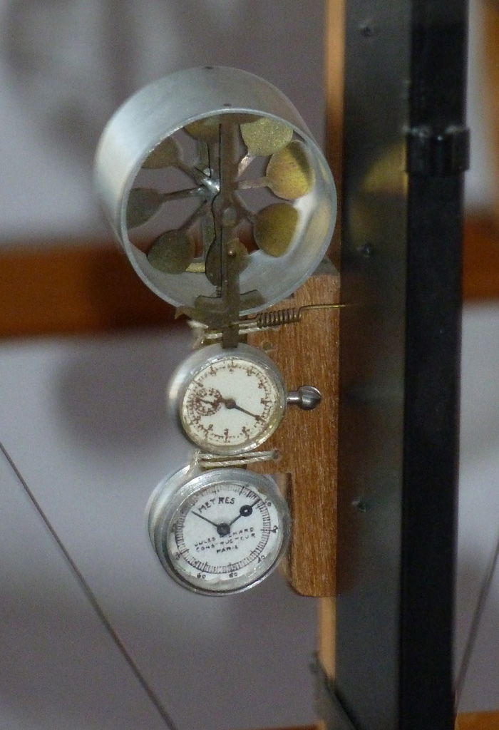 An anemometer (air speed indicator), a stopwatch and a distance gauge hooked to measure propeller revolutions were activated at the start of the flight. This left a record of speed, time of flight and distance.