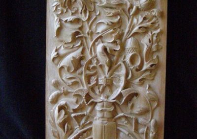 A miniature wood carving made by Vladimir Rusinov.